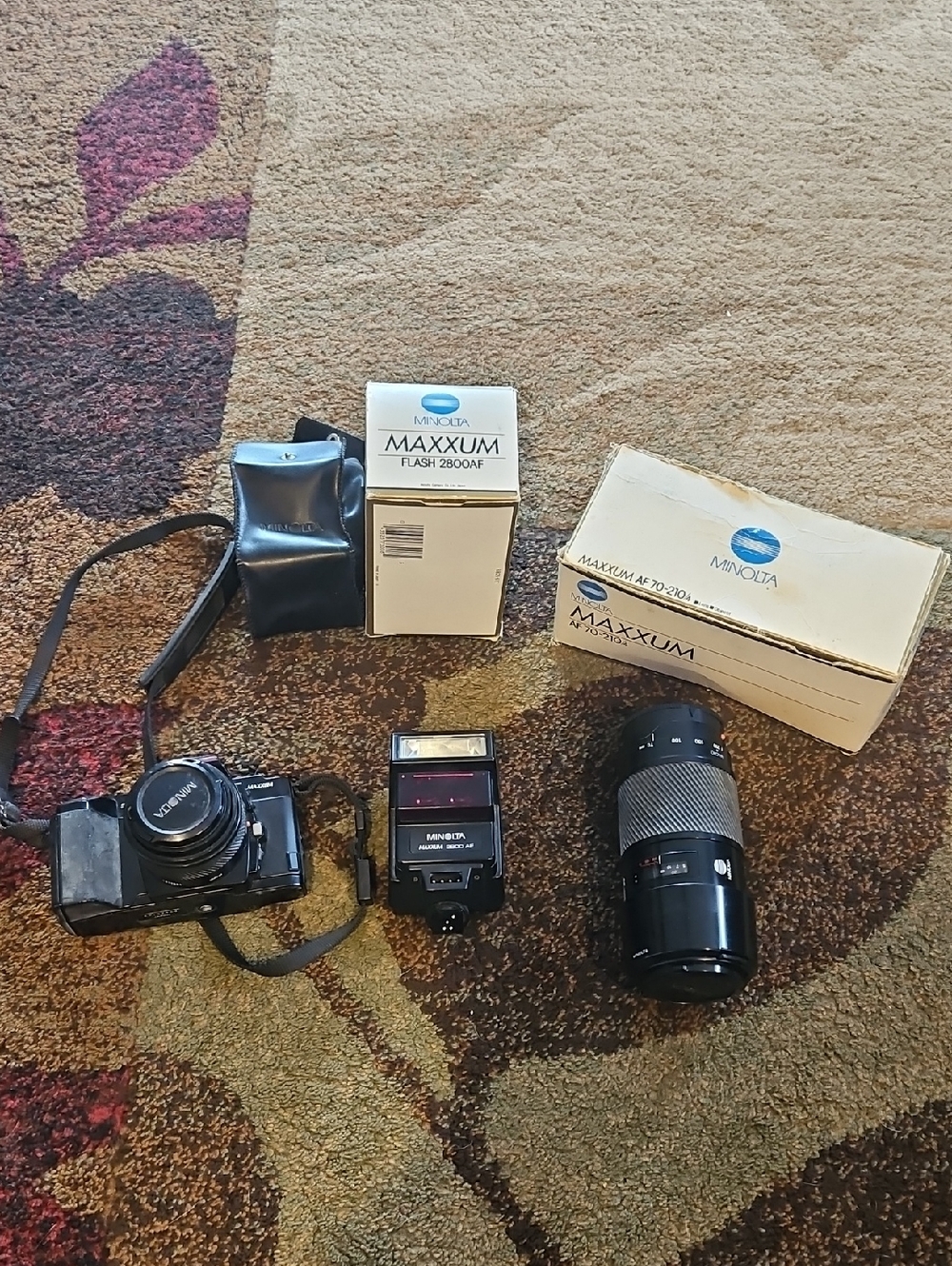 Minolta 35mm Camera With Flash And Telephoto Lense